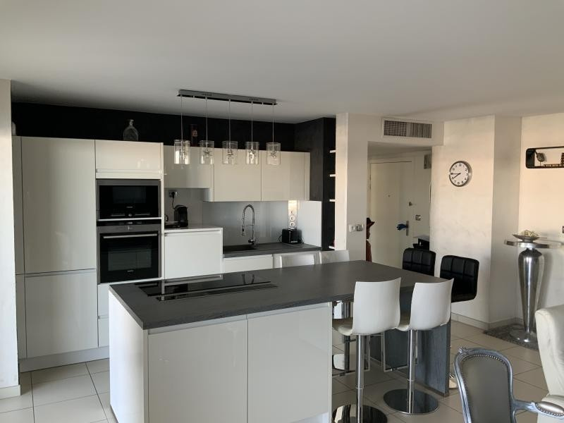 location-appartement-Marseille-13008-3